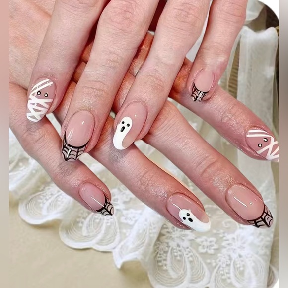 Halloween Press On Nails - Picture 2 of 7